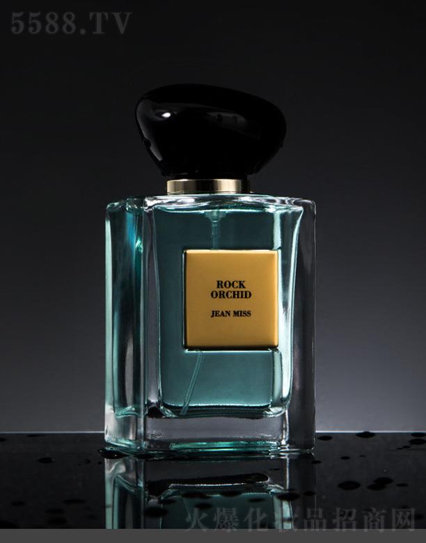 �㽭�G�һ��yƷ���޹�˾��С���������Ůʿ��ˮ-�{(l��n)