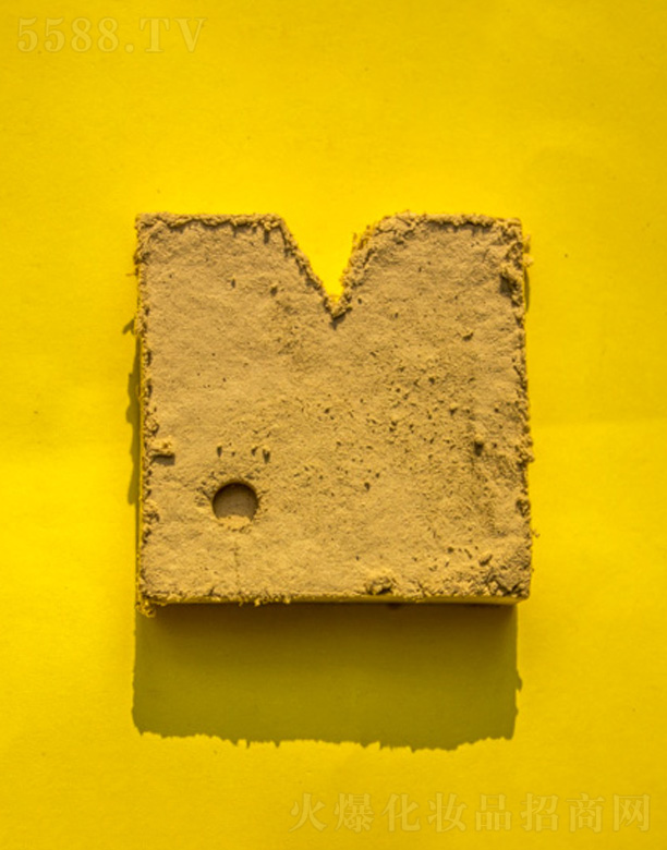 �����������Ʒ���޹�˾�����ΰ���Ƭ