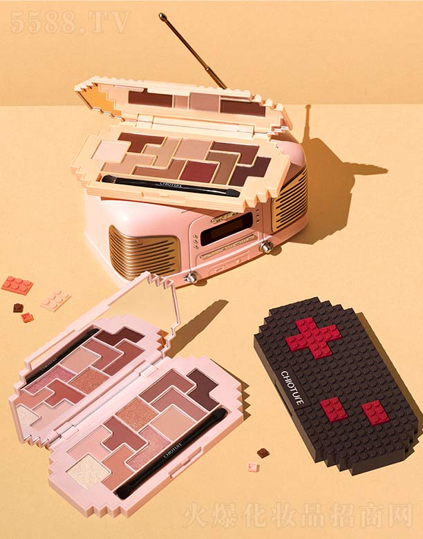 �Ϻ��S����Ϣ�Ƽ��l(f��)չ���޹�˾���Ƀ�(y��u)Ȫ��(f��)�Ž֙C(j��)ʮɫ��Ӱ�P(p��n)