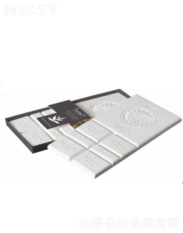 ������(�Ϻ�)Ʒ�ƹ����ɷ����޹�˾���Ϻ������� ��?sh��)۠��������ʯ�?��̫���ϵ�У��ʼҰײ�����