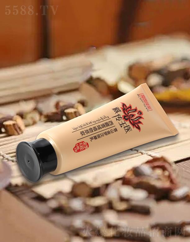 �V�����C����Ƽ����޹�˾���؂����t(y��)ѩɽ���_�h��Ħ�� ��ů���o�{(di��o)��