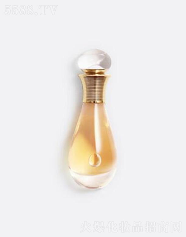 ��������̄�(w��)���Ϻ������޹�˾�������c(di��n)ʽ������ˮ �x��Ů�ԟo(w��)�b����