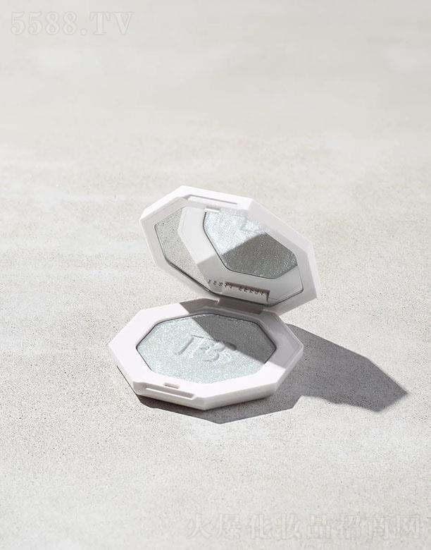 ·����܎��ˮ���yƷ(�Ϻ�)���޹�˾��FentyBeauty3D������ �y�������{(�\�ɹ��{)