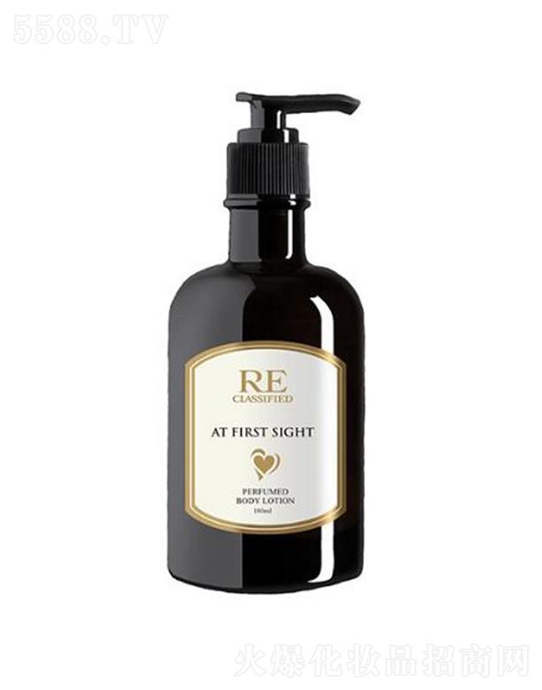 �Ϻ������Q(m��o)�����޹�˾��RECLASSIFIED��(d��ng)����Ҋ(ji��n)�����w��Һ 180ml�|(zh��)��ˮ��