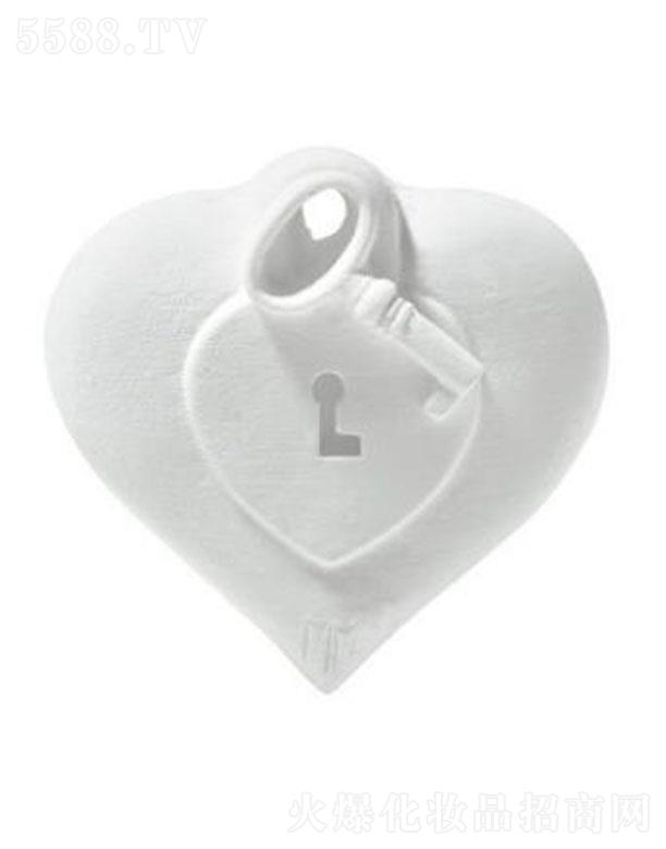 ������(�Ϻ�)Ʒ�ƹ����ɷ����޹�˾���Ϻ������� ��?sh��)۠����֮�����ʯ��-С̖