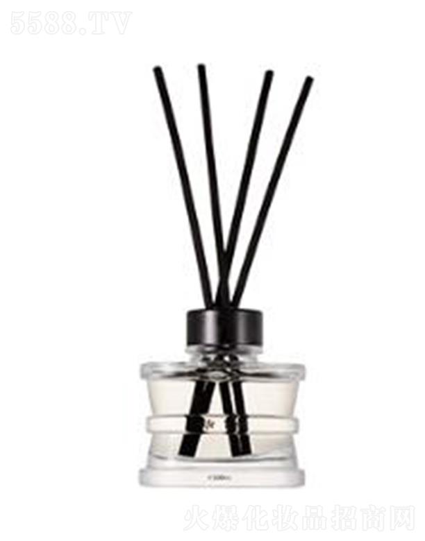 �V����ѩ�ٻ��yƷ���޹�˾�����D����֮���ٗl��޹