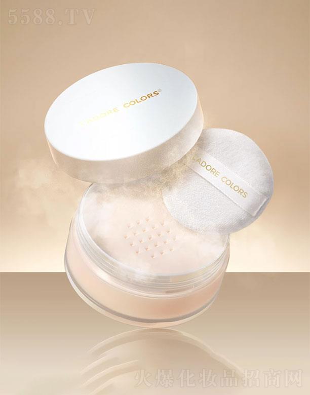 �ɶ���ɫ�Q�����޹�˾����ɫ�z�q����ɢ��