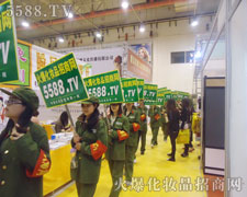 �Gɫ܊�b�����(du��)��Ӣ�˲��l(f��)�������C��