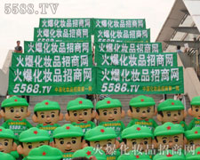 ����ľGɫ��M����չ���F(xi��n)��һ���������ľGɫ