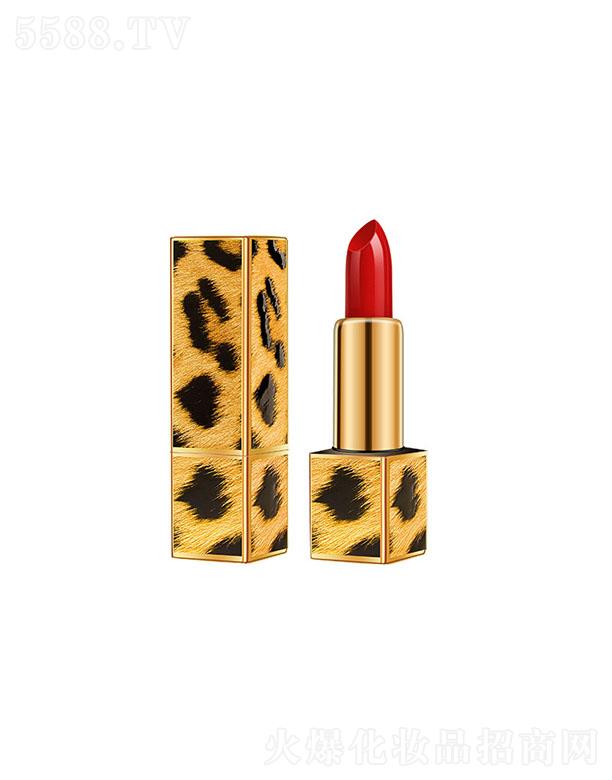 �����S�ű�Ů��Ľ˹�p�F�ڼt �����ˮ��մ��