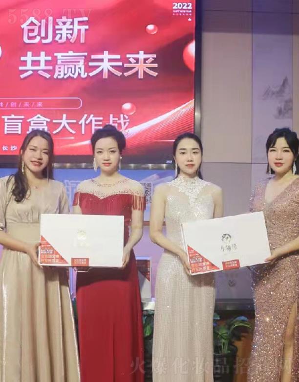 ���\��2022��Ӣ��Ӗ(x��n)��(hu��)��Ӱ