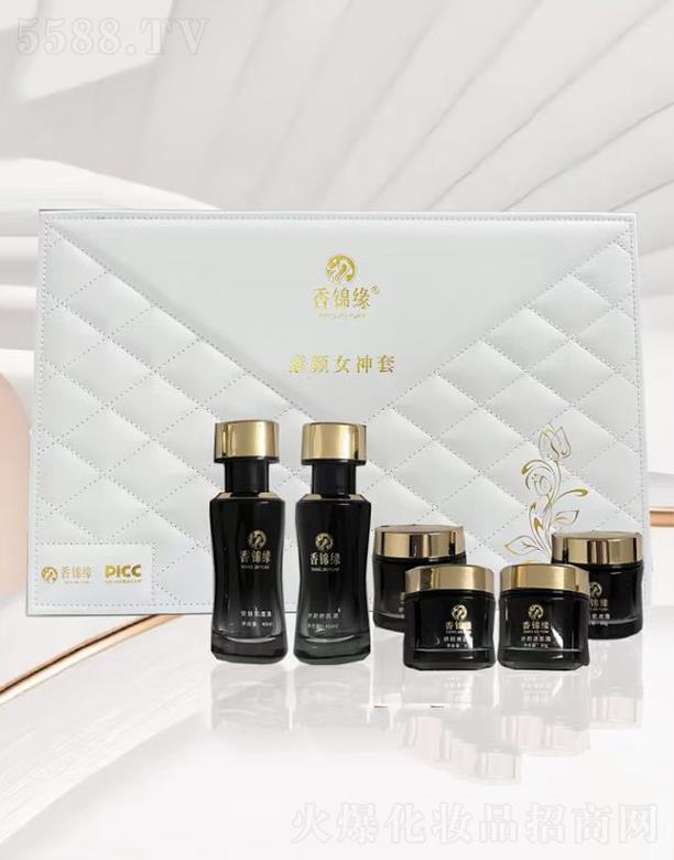 ���\�����Ů����