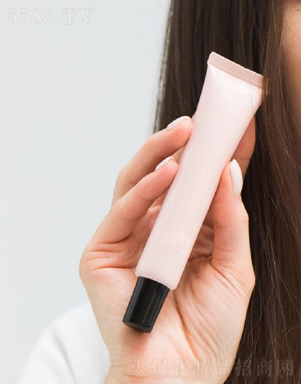 ï�����м��澏���o(h��)��