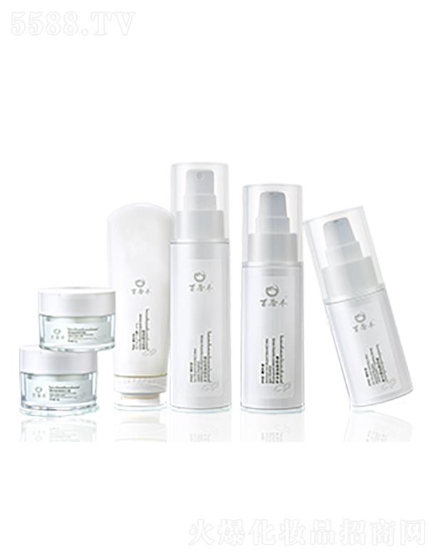 ���u(y��)�Sѩ����͸�M����