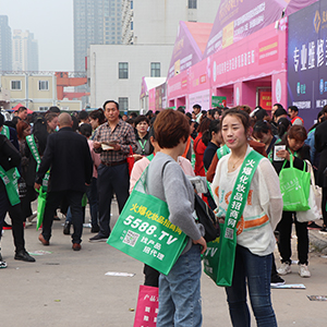 �𱬻��yƷ���̾W(w��ng)��Ӣ����ͦ�����w�S��