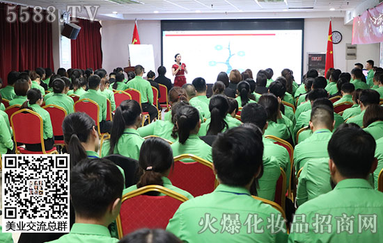 �С��Y���߱����£��o���Y���粽�y��