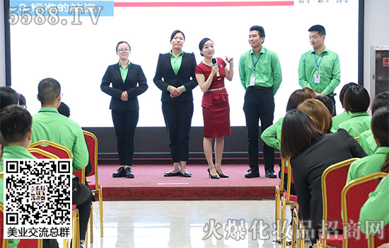 ׌�Y�x����ÿ��(g��)��(x��)��(ji��)�����݃�(y��u)���^һ����