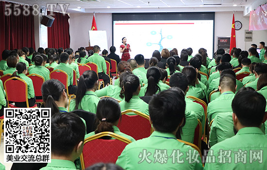 �����������󣬏���߅һ�c(di��n)һ��������