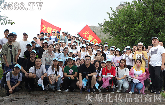 信陽(yáng)紅色之旅 信陽(yáng)紅色之旅