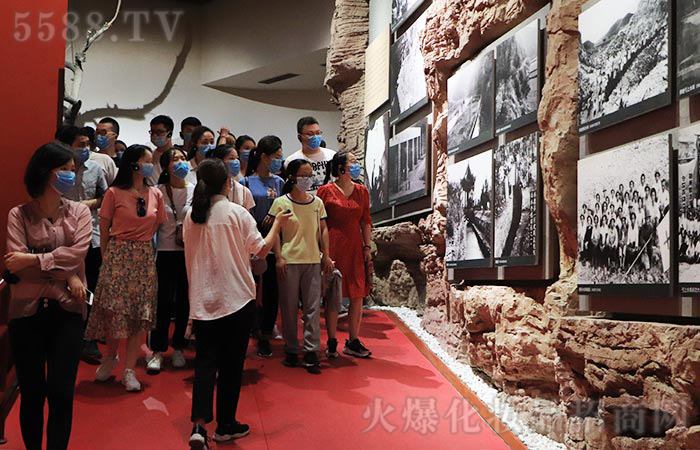 堅毅紅旗渠,鑄力火爆魂 堅毅紅旗渠,鑄力火爆魂