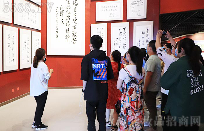 火爆狼群，千錘百煉！年輕沒有失敗，只有亮出風(fēng)采！