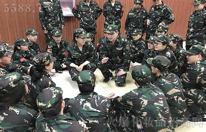 比出風采,超越自我!火爆每一個人都是“戰(zhàn)士”! 比出風采,超越自我!火爆每一個人都是“戰(zhàn)士”!