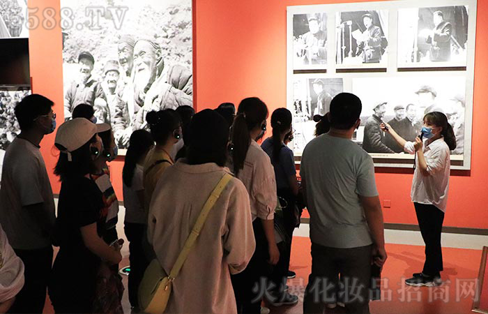 比出風采,超越自我!火爆每一個人都是“戰(zhàn)士”! 比出風采,超越自我!火爆每一個人都是“戰(zhàn)士”!