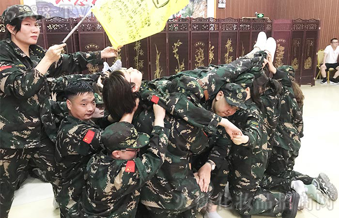 用心感受培訓,用腳丈量紅旗渠! 用心感受培訓,用腳丈量紅旗渠!