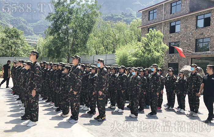 砥礪前行，沉淀自我