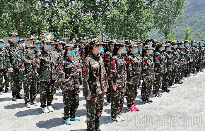 你的強(qiáng)大,只有堅持知道 你的強(qiáng)大,只有堅持知道