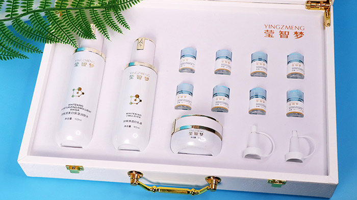 瑩智夢沁肌水潤舒緩修護(hù)套 瑩智夢沁肌水潤舒緩修護(hù)套