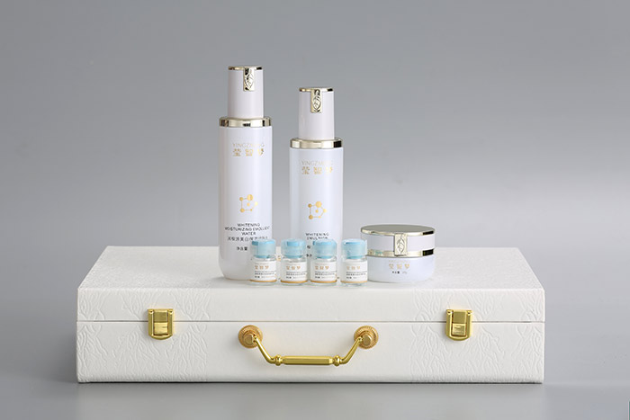 瑩智夢(mèng)潤(rùn)根源美白祛斑套 瑩智夢(mèng)潤(rùn)根源美白祛斑套