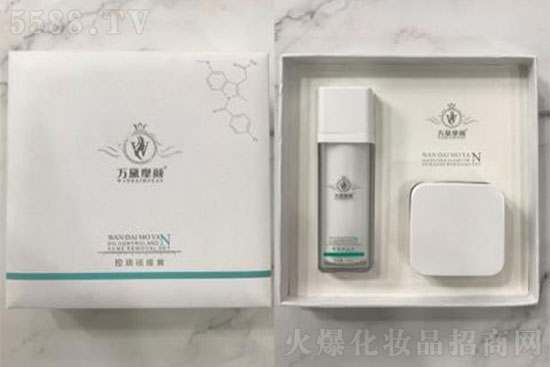 萬(wàn)黛摩顏控油祛痘套 萬(wàn)黛摩顏控油祛痘套