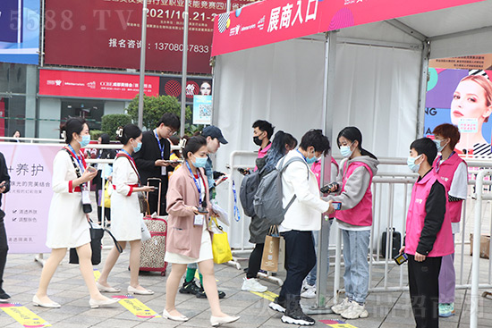 成都美業(yè)博覽會(huì)開(kāi)幕了 成都美業(yè)博覽會(huì)開(kāi)幕了