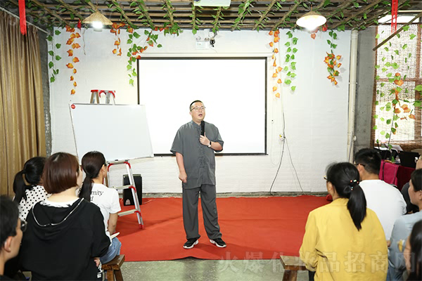 �ʵ��Ͼ�ɽ����������½�(j��ng)��