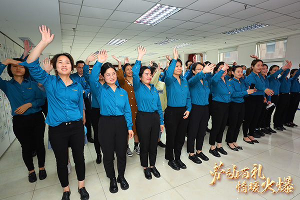 �ڄ��жY����ů�����𱬾W(w��ng)��T��������һ�ڄӹ�(ji��)����