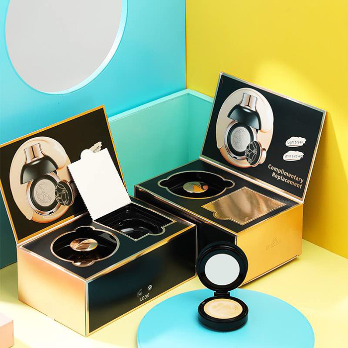 戀枝秀水盈亮膚彈力蘑菇氣墊霜 戀枝秀水盈亮膚彈力蘑菇氣墊霜