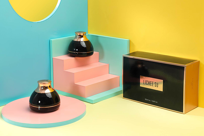 戀枝秀水盈亮膚彈力蘑菇氣墊霜 戀枝秀水盈亮膚彈力蘑菇氣墊霜