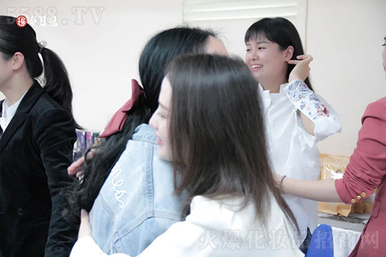 ���լ��������^���o�펟��(ji��)��ʽ����