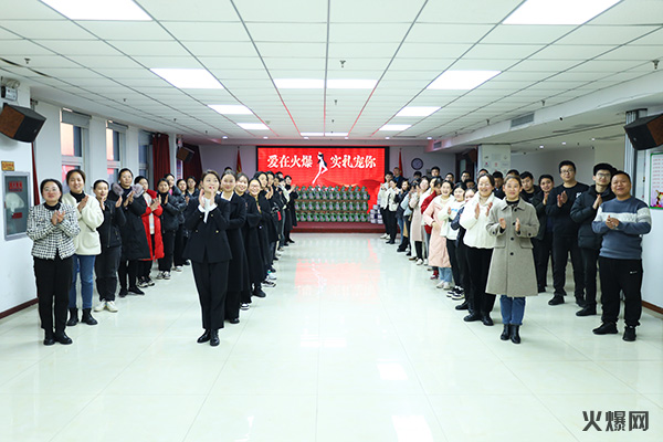 �펽�`���A�������»����𱬾W(w��ng)��T���l(f��)��Ů��(ji��)�YƷ��