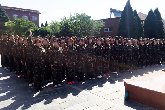 整體劃一、一令一動(dòng)，火爆網(wǎng)全體學(xué)員迅速集合！