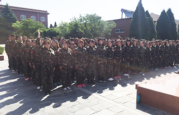 挑戰(zhàn)極限，向軍事標(biāo)準(zhǔn)看齊！