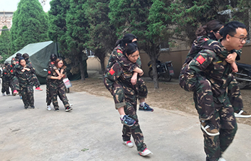 活在當(dāng)下，珍惜當(dāng)下，愛(ài)在當(dāng)下