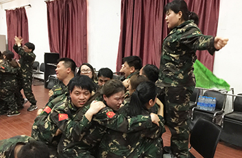 障礙與失敗都將被打?。∮啦谎酝?，我們是最好的團(tuán)隊(duì)！