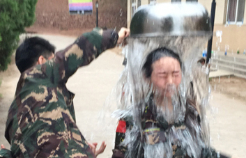 競(jìng)爭(zhēng)無(wú)所不在，壓力也無(wú)處不存！這就是市場(chǎng)！