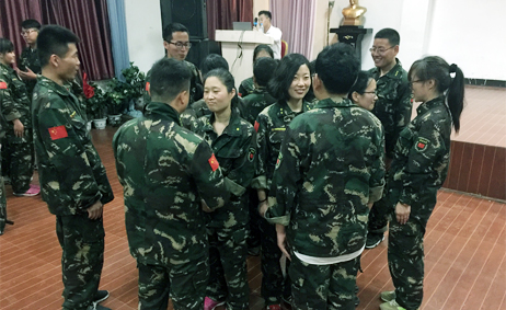 贊美別人，收獲快樂(lè)！