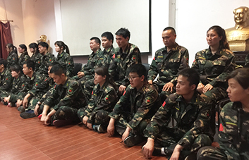 用心招聘、凝聚人心，為共同的目標(biāo)奮斗！