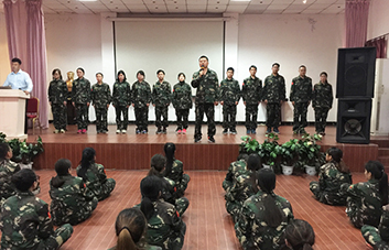 干部招聘，領(lǐng)袖現(xiàn)場(chǎng)兌現(xiàn)承諾！