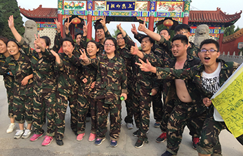 個(gè)人的力量再大也是小，團(tuán)隊(duì)的力量再小也是大！