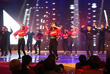 ��10��c�_���衶����ഺ�������ഺ��ģ����